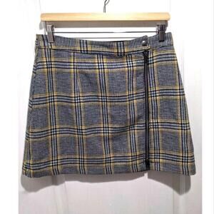 Abercrombie and Fitch | Plaid Zip Mini Skirt